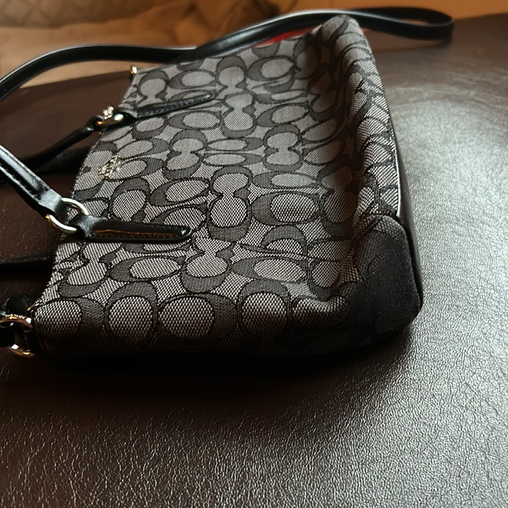 Coach crossbody bag and matching wristlet - Picture 5 of 15
